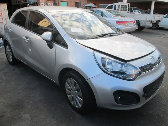 Kia Rio Silver Rear Kia Rio IV 5DR HB 1.6i -SA- Silver. Wrecking in Sydney | New Model Wreckers