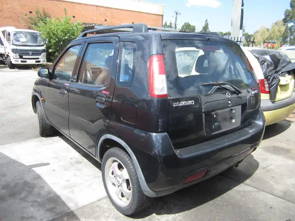 suzuki-ignis-5dr-hb-1-3i-m-black-suzuki-parts-new-model-wreckers